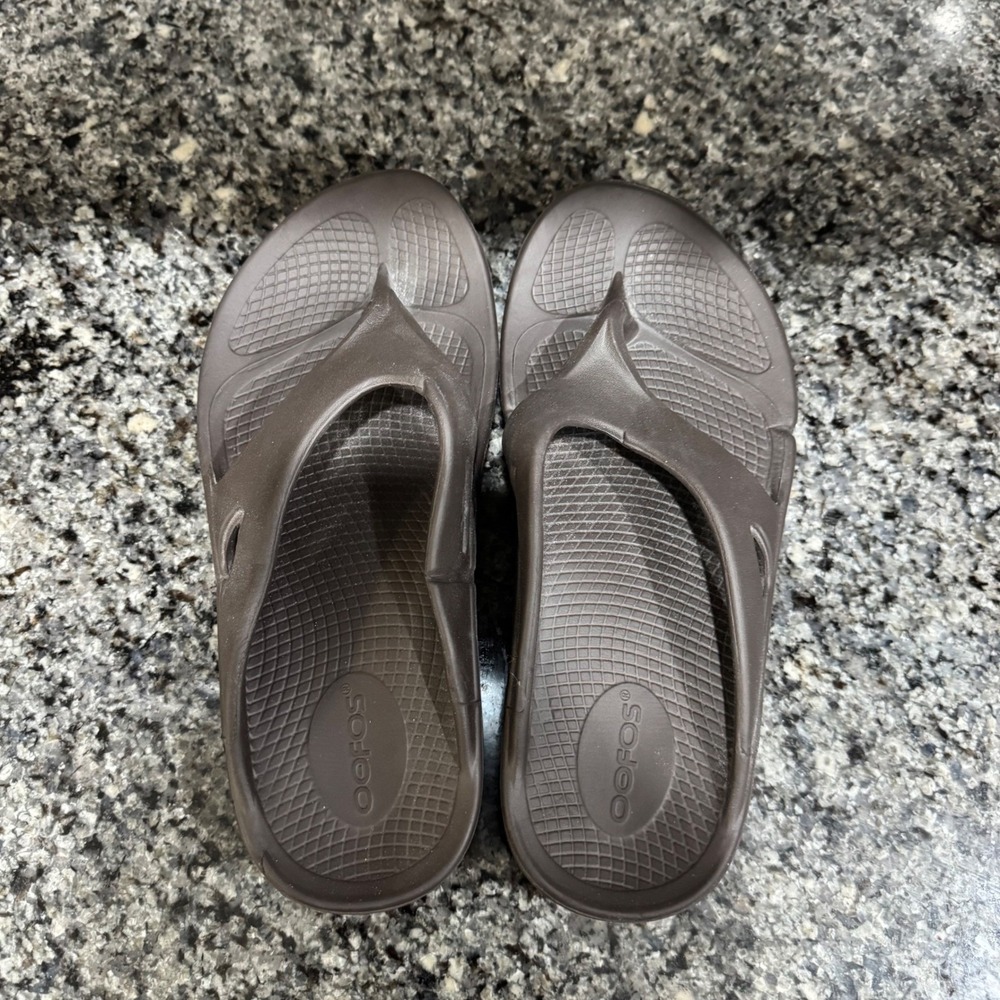 Oofos OOriginal Recovery Sandals Brown Womens 7 Mens 5 EU 38 Flip Flops Comfort